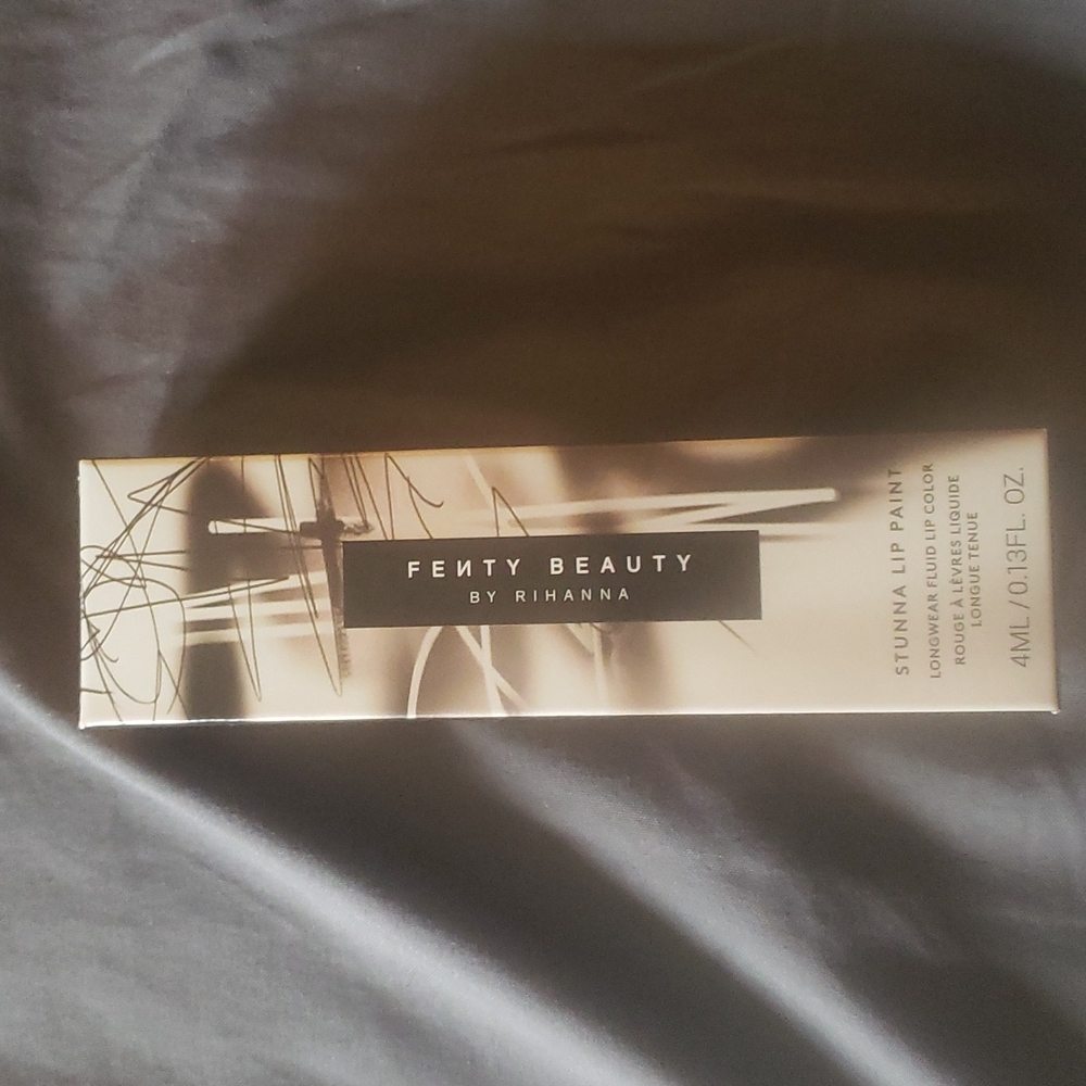 Fenty Stunna Lip Paint in Uncuffed